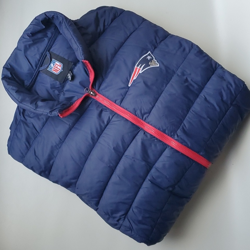 New England Patriots' lightweight puffer jacket
